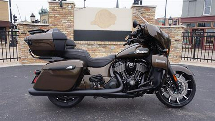 2023 Indian Motorcycle Roadmaster® Dark Horse®