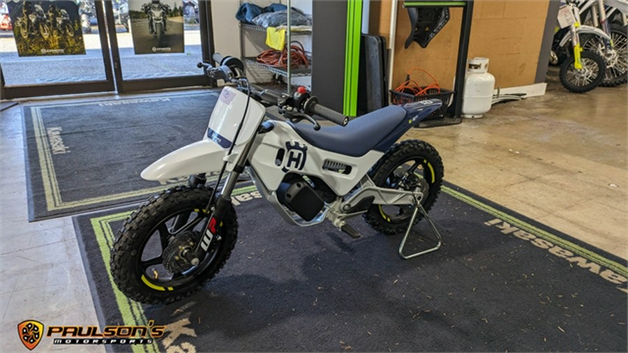 2024 Husqvarna EE 2