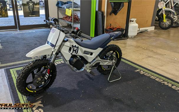 2024 Husqvarna EE 2