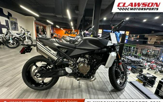 2025 Husqvarna Svartpilen 801