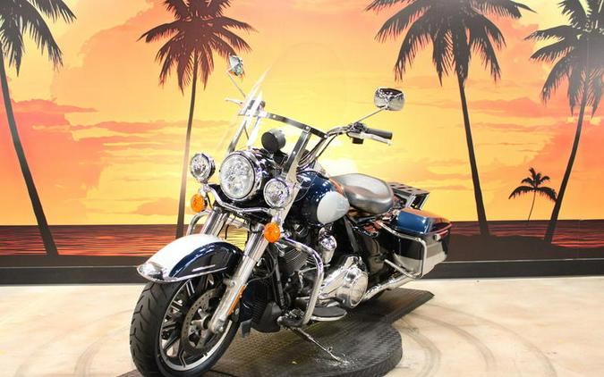 2022 Harley-Davidson® FLHP