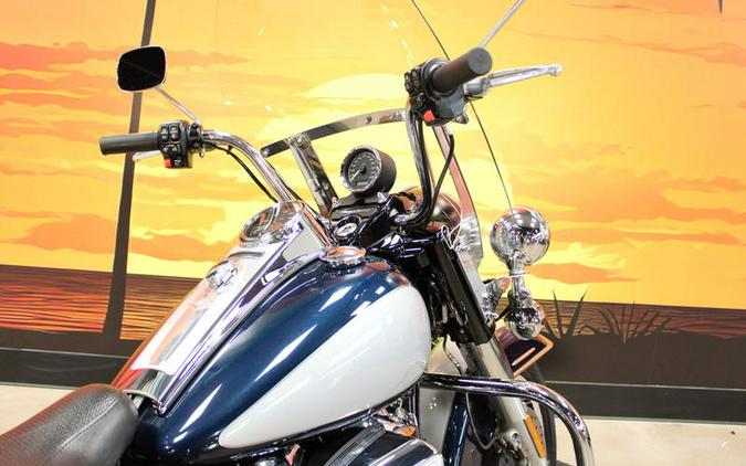 2022 Harley-Davidson® FLHP