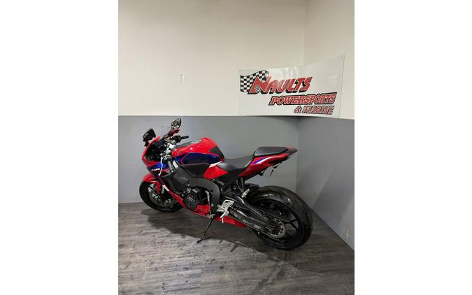 2023 CBR1000RR Base - Honda