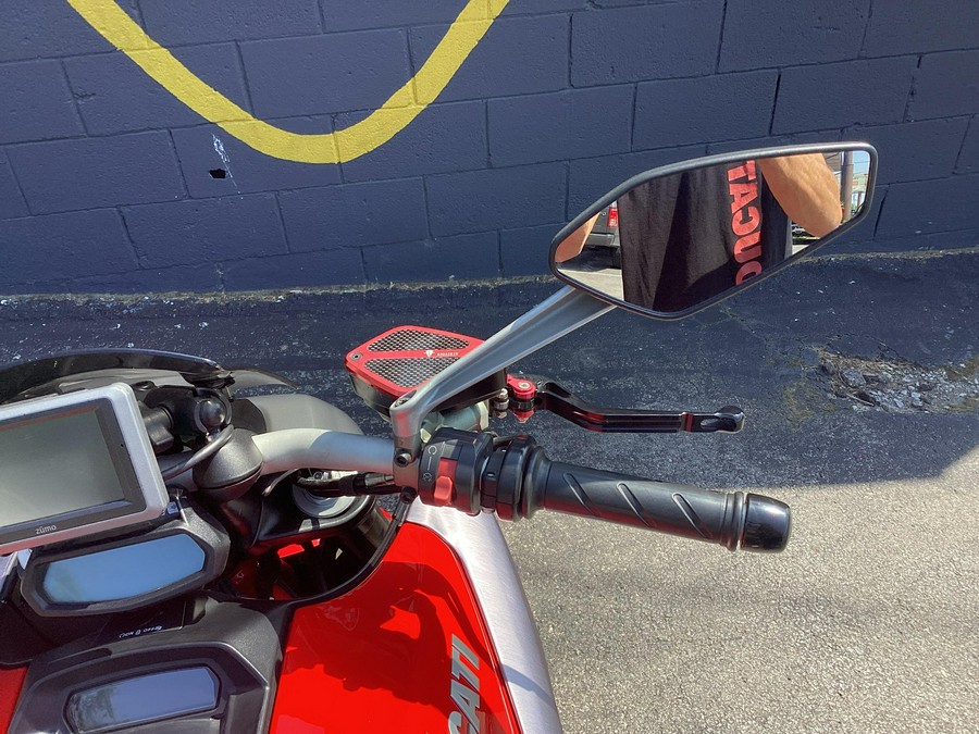 2012 Ducati DIAVEL CARBON