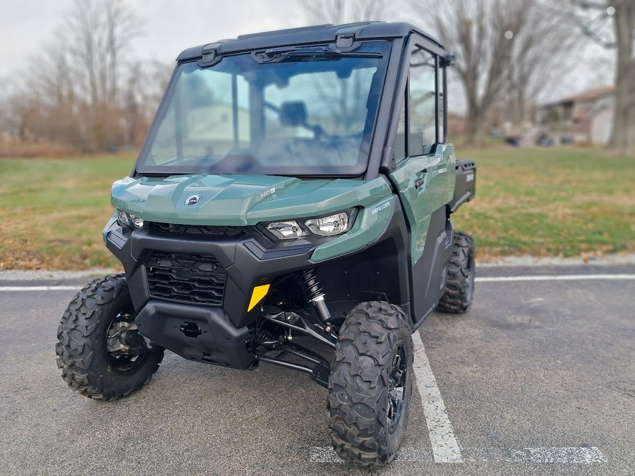 2026 Can-Am Defender DPS CAB