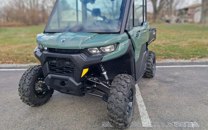 2026 Can-Am Defender DPS CAB