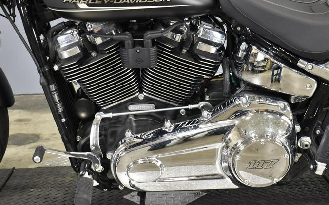 2023 Harley-Davidson Breakout Black Denim