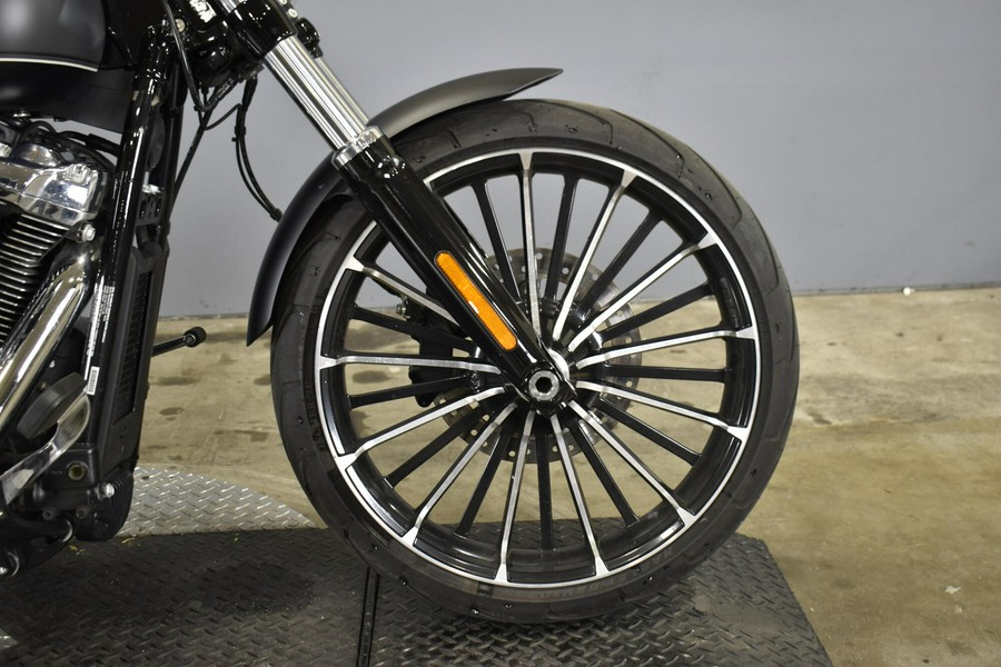 2023 Harley-Davidson Breakout Black Denim