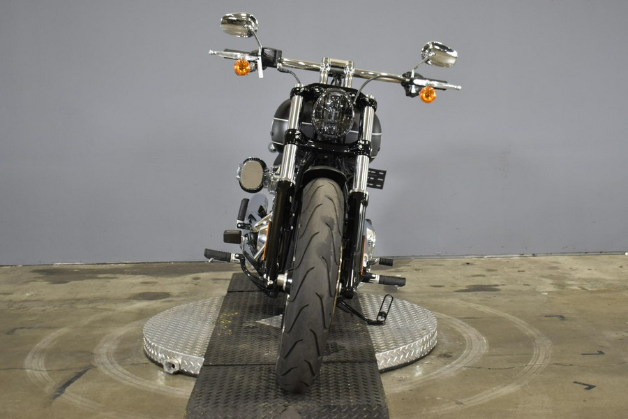 2023 Harley-Davidson Breakout Black Denim