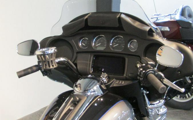 2022 Harley-Davidson® FLHTCUTG - Tri Glide® Ultra