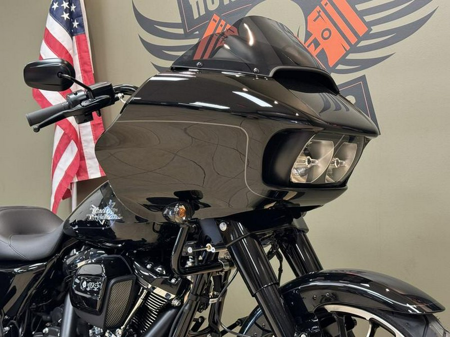 2024 Harley-Davidson® FLTRT - Road Glide® 3