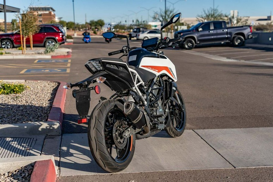 2022 KTM 390 Duke