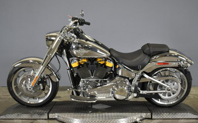2025 Harley-Davidson Fat Boy Gray Ghost Reflection