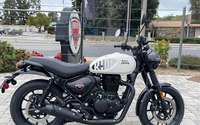 2023 Royal Enfield Hunter 350 Dapper White