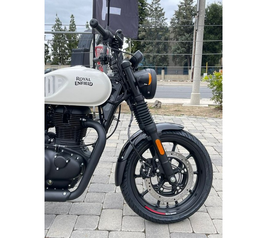 2023 Royal Enfield Hunter 350 Dapper White