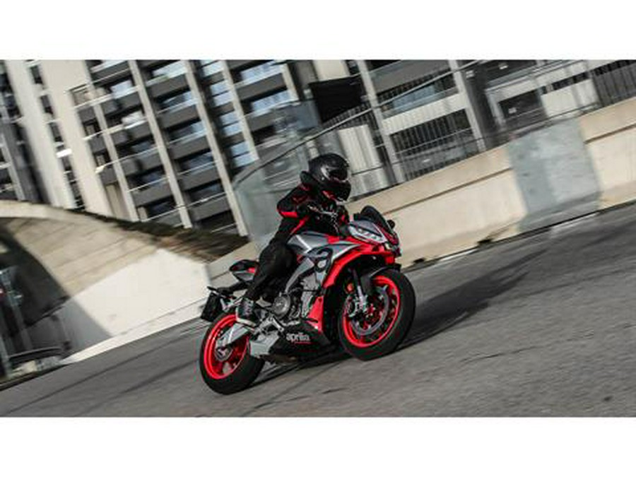 2022 Aprilia Tuono 660