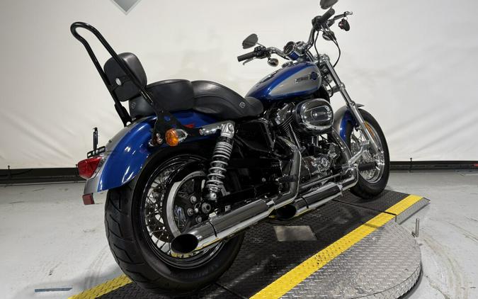 2017 Harley-Davidson® 1200 Custom Two-Tone Superior Blue/Billet Silver