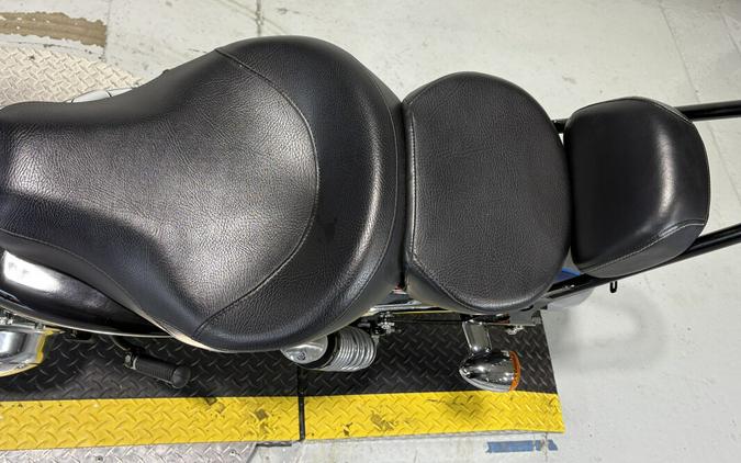 2017 Harley-Davidson® 1200 Custom Two-Tone Superior Blue/Billet Silver