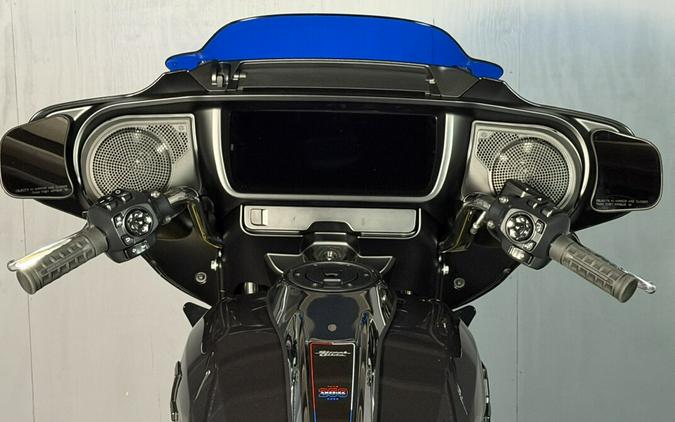 2026 Harley-Davidson® Street Glide® FLHX MIDNIGHT EMBER