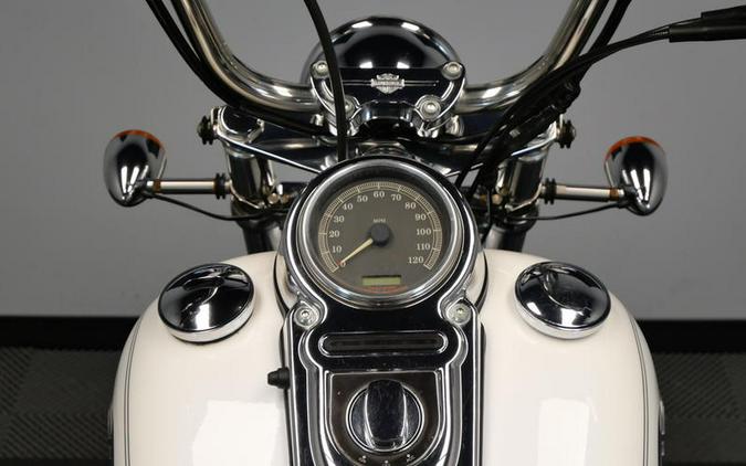 2004 Harley-Davidson® FXDWGI - Dyna® Wide Glide®