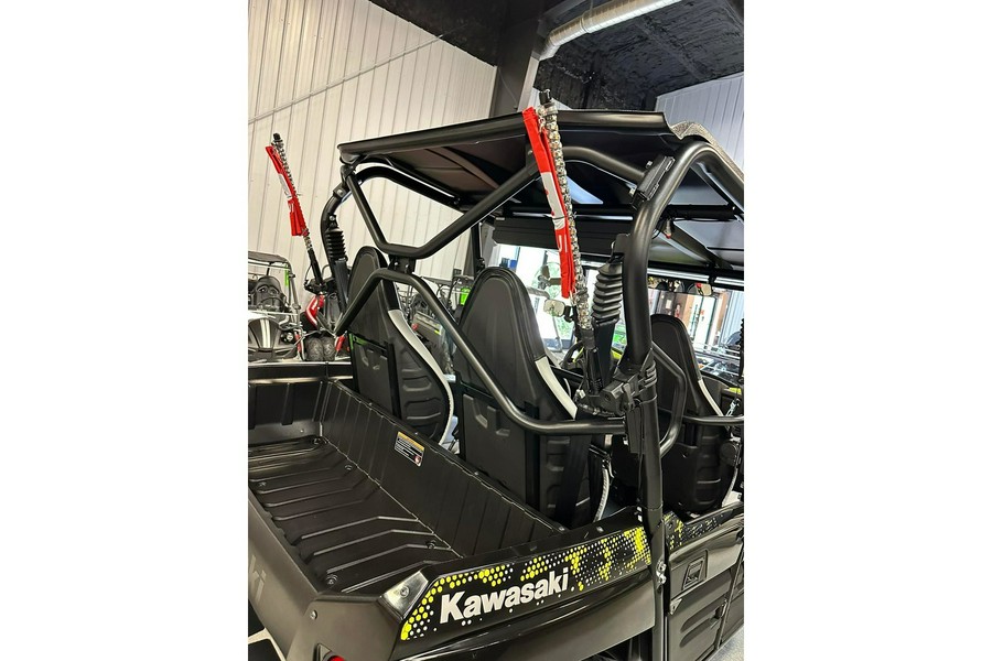 2025 Kawasaki TERYX 4 W/ACCESSSORIES