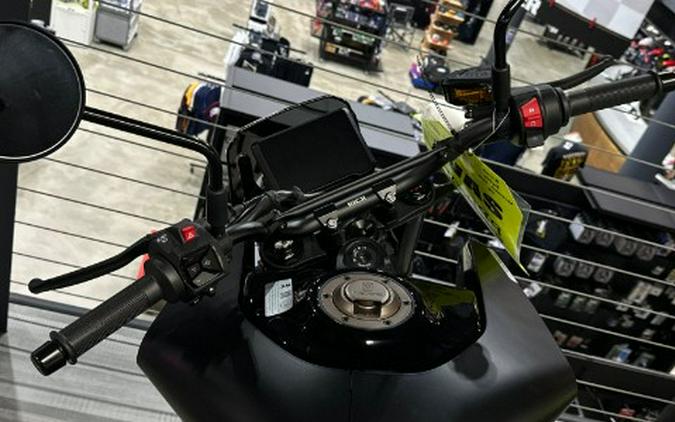 2025 Husqvarna Svartpilen 801