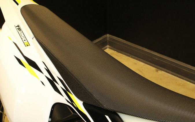 2026 Triumph TF 250-E Jet Black/Pure White 250-E