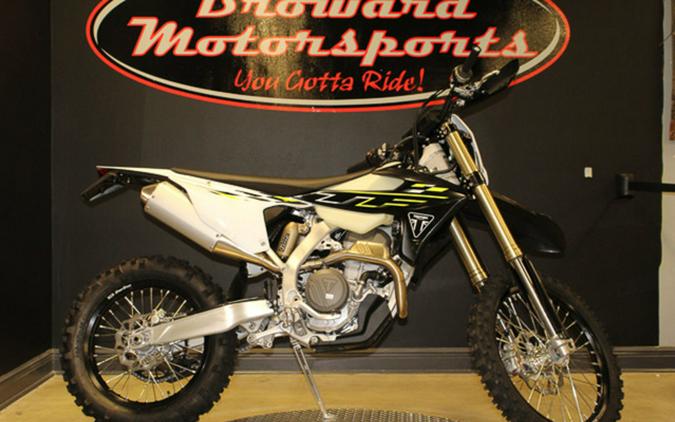 2026 Triumph TF 250-E Jet Black/Pure White 250-E