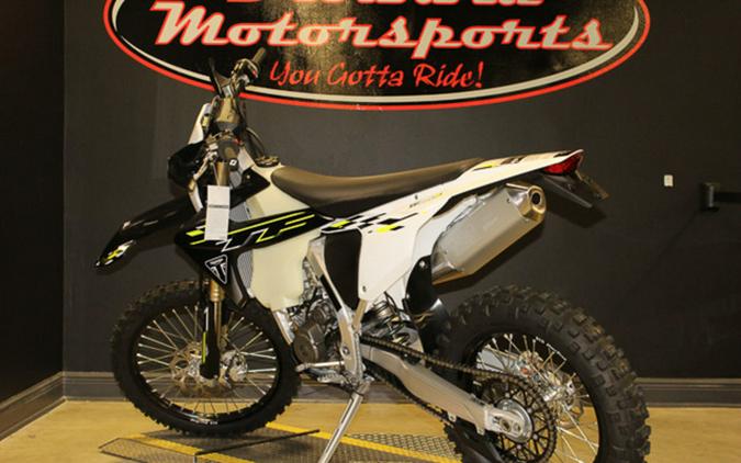 2026 Triumph TF 250-E Jet Black/Pure White 250-E