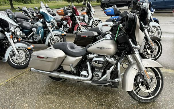 2018 Harley-Davidson® Street Glide®