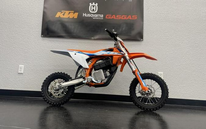 2024 KTM SX-E 5