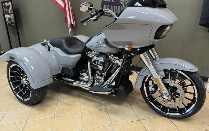 2024 Harley-Davidson® FLTRT - Road Glide® 3