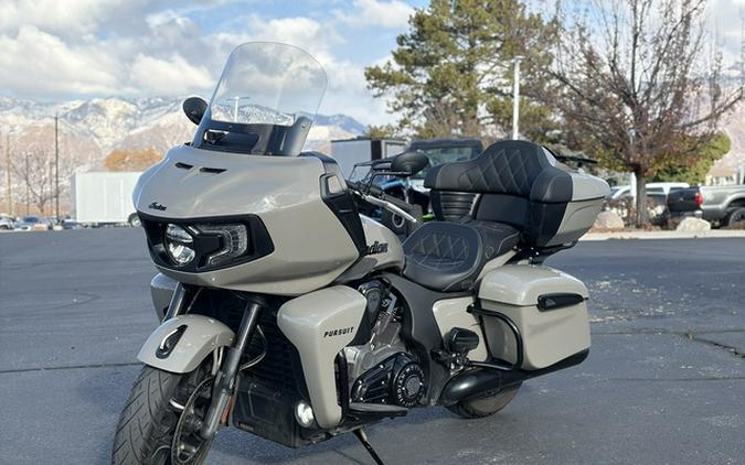 2023 Indian Pursuit Dark Horse with Premium Package Icon Quart