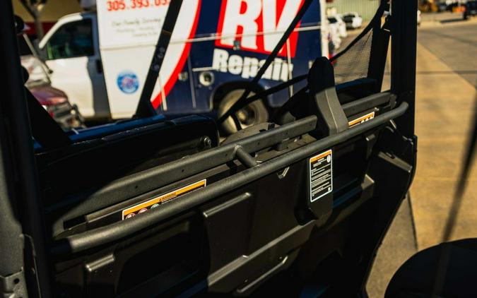 2026 Can-Am Defender MAX XT HD11