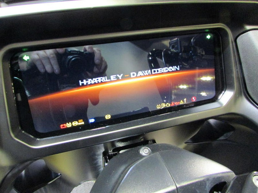 2026 Harley-Davidson® FLTRX - Road Glide®