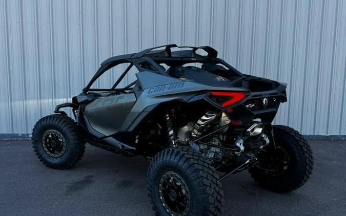 2026 Can-Am Maverick R X Rc