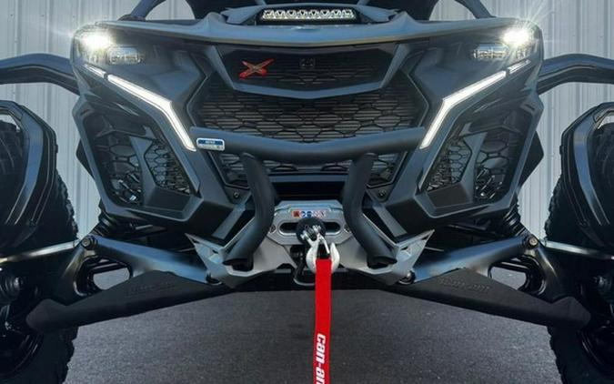 2026 Can-Am Maverick R X Rc