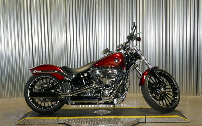 2017 Harley-Davidson Breakout Velocity Red Sunglo