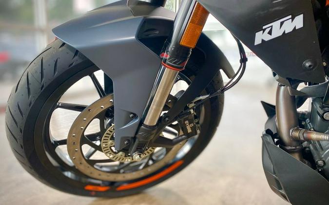 2023 KTM 390 Duke