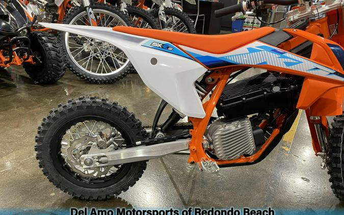 2024 KTM SX-E 3