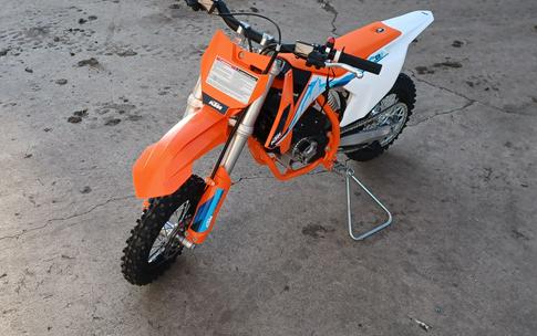 2024 KTM SX E 3