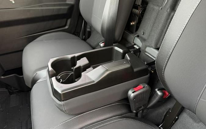 2026 Can-Am® Defender Limited HD11