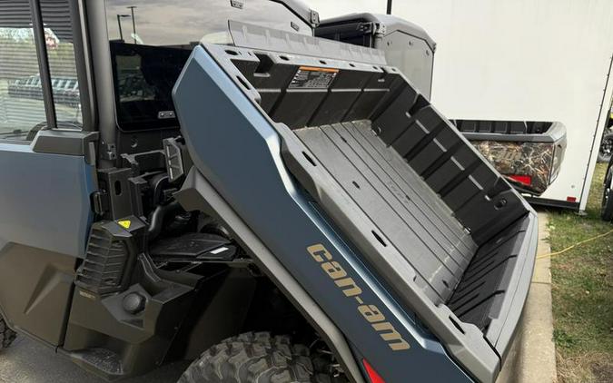 2026 Can-Am® Defender Limited HD11