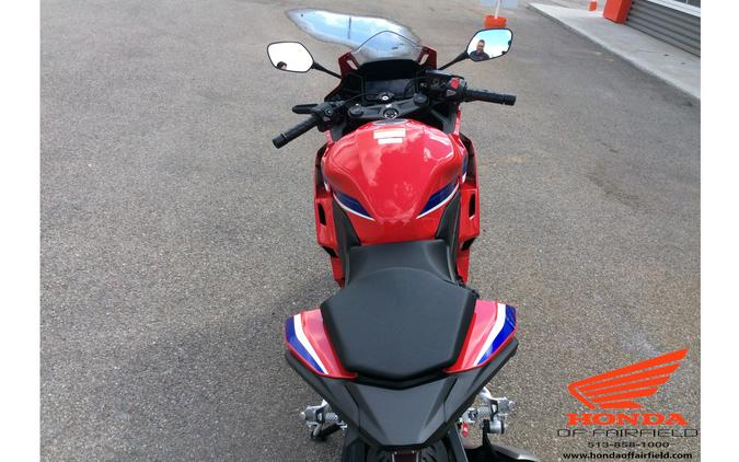 2025 Honda CBR500R ABS