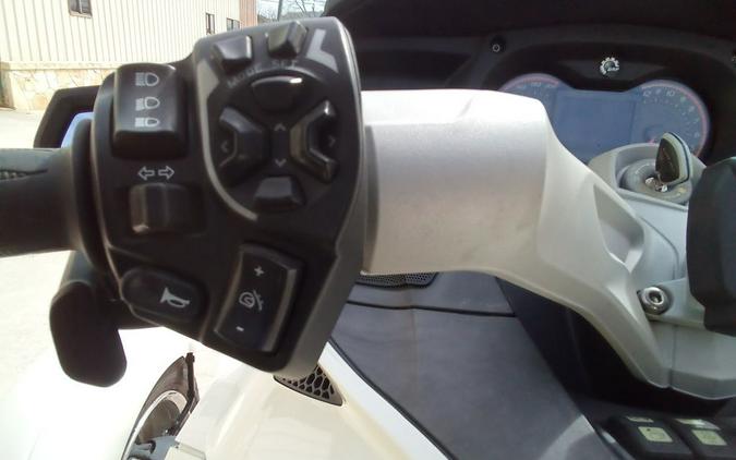 2012 Can-Am Spyder Roadster RT-Limited