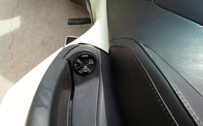 2012 Can-Am Spyder Roadster RT-Limited