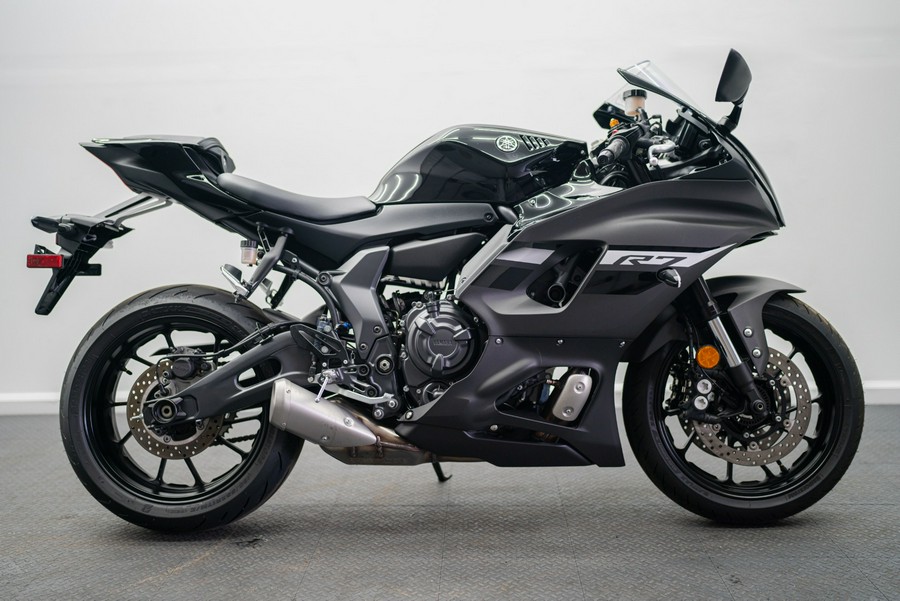 2024 Yamaha YZF-R7