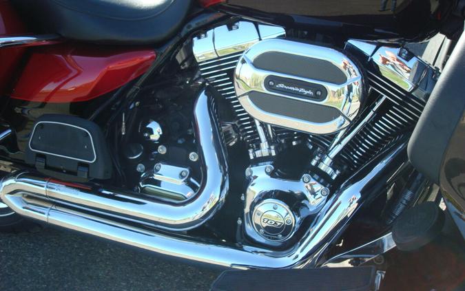 2013 Harley-Davidson Electra Glide® Ultra Limited Two-Tone Ember Red Sunglo/Merlot Sungl