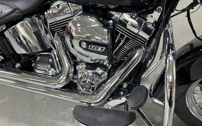 2017 Harley-Davidson Softail FLSTC - Heritage Classic