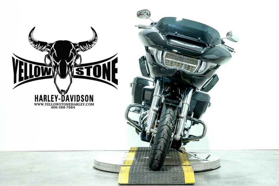 2026 Harley-Davidson® Road Glide® Vivid Black - Chrome